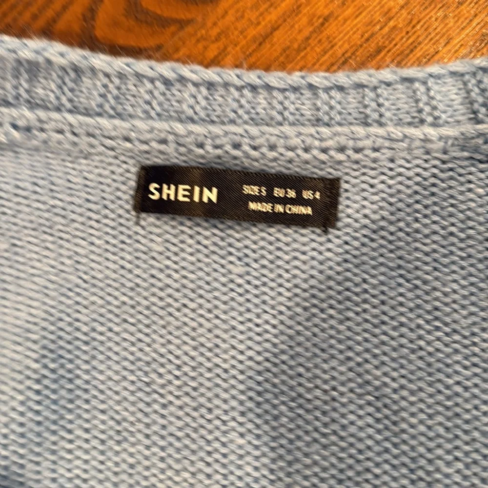 Shein sweater “shrug” - Picture 3 of 4